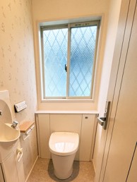 トイレ空間がすっきりするキャビネット付リフォレ 世田谷区U様邸 トイレ空間がすっきりするキャビネット付リフォレ 世田谷区U様邸